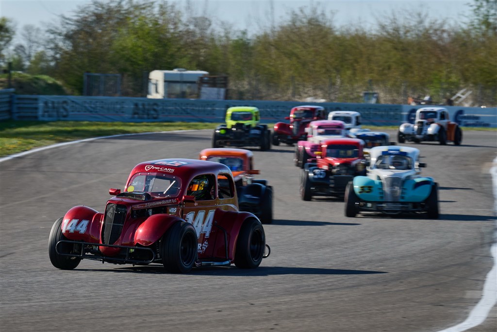 De små Legend Cars kommer også til at fylde godt op på FDM Jyllandsringen ved weekendens Forårsløb.
(Foto: Stumpphoto)